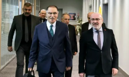 Şeref Malkoç, KAYÜ'de 'Türkiye Yüzyılı ve Üniversitelerimiz' Konulu Konferans Verdi.