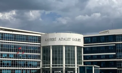 Uyuşturucu ticareti suçuyla yargılanan sanık 15 yıl 9 ay hapis cezası aldı