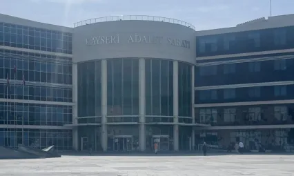 Uyuşturucu ticaretinden yeniden yargılaması yapılan kadın 13 yıl 1 ay 15 gün hapis cezası aldı