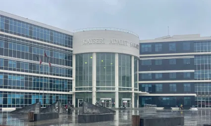 Uyuşturucu ticaretiyle yargılanan sanıklar suçlamayı reddetti