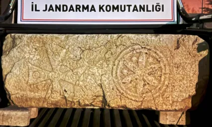 Yahyalı'da tarihi eser operasyonu: 1500 Yıllık Kapı Sütunu Bulundu