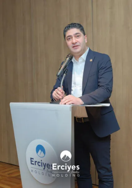 Milletvekili Özdemir, Holding iftarında  iç ve dış siyasete değindi