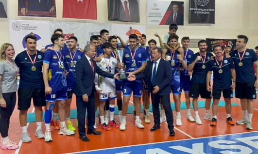 Kayseri'de yapılan Voleybol Genç Erkek Türkiye Finalleri sona erdi