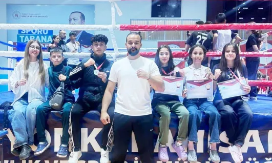 Kayserili muaythaiciler Afyon'dan 4 madalyayla döndü