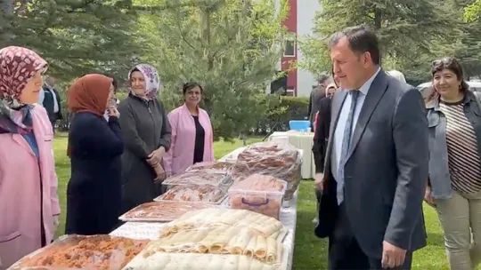 Depremzedeler için 'Yaza Merhaba' etkinliği düzenlendi