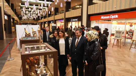 'Erciyes'te Bir Sevda Masalı: Kerem İle Aslı' sergisi hayran bırakıyor
