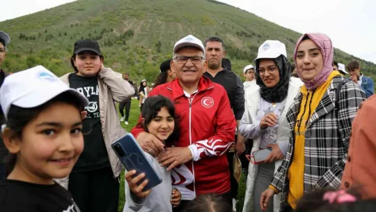 'Gençlik Yürüyüşü' düzenlendi