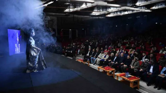 'Kahraman Türk Kadınları Defilesi yapıldı