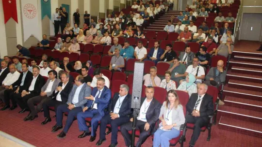 'Sağlık çalışanına kalkan el milletin vicdanına kalkmıştır'