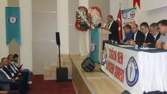 'Sağlık çalışanına kalkan el milletin vicdanına kalkmıştır'