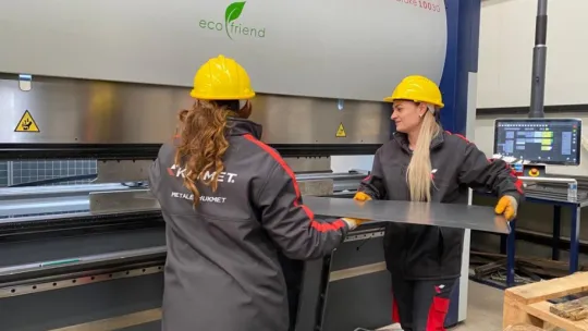 'Sanayide Kadın Eli' projesinde sertifikalar verildi