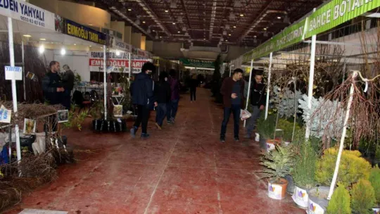 'Toprak ve gübre birleşince bitkiler coşar'