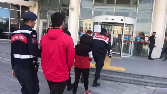 100 bin TL nakit para çalan 3 şahıs yakalandı