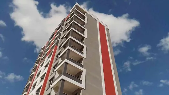 11. kattan düşen genç kız ağır yaralandı