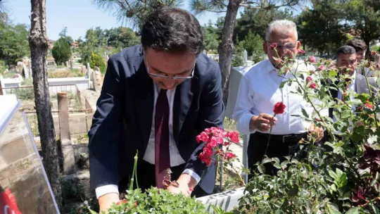 15 Temmuz şehidi mezarı başına anıldı