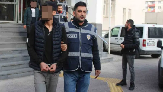 2 yıldır 18 farklı suçtan aranan kadın Kayseri'de yakalandı