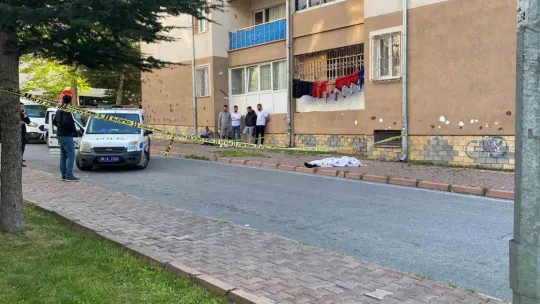 3. kattan düşen kanser hastası hayatını kaybetti
