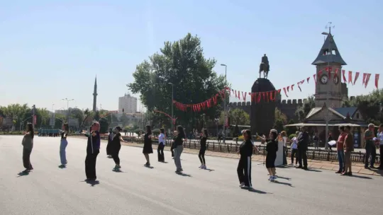 30 Ağustos Provası Yapıldı