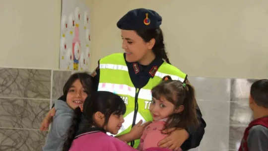 364 öğrenciye jandarmanın tanıtımı yapıldı