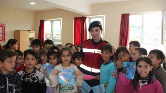 364 öğrenciye jandarmanın tanıtımı yapıldı