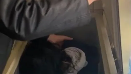 4 suçtan aranan kadın derin dondurucudan çıktı