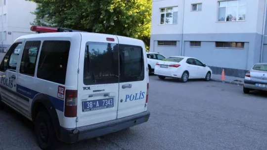 5. kattan düşen Melek ağır yaralandı