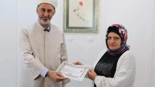 Ölümden döndü, Müslüman oldu