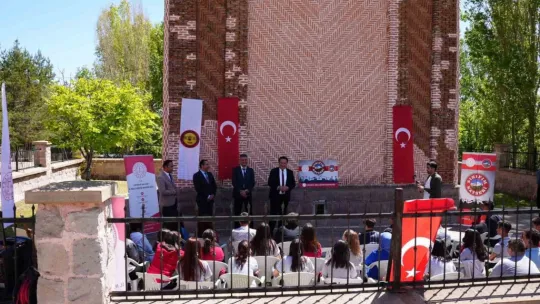 880 yıllık tarihi yerinde öğrendiler