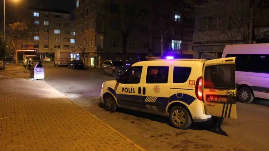 Ablasının dini nikahlı eşini ve oğlunu bıçakla yaraladı