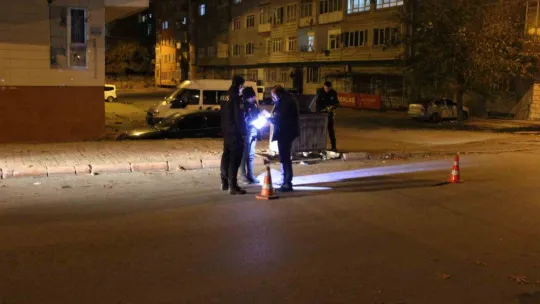 Ablasının dini nikahlı eşini ve oğlunu bıçakla yaraladı