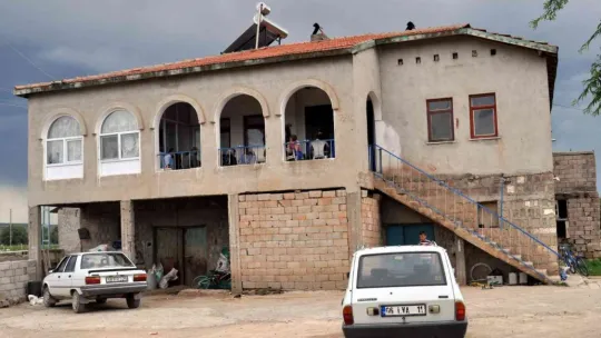 Ağabeyini öldürüp katilin bulunmasını isteyen sanığa 15 yıl hapis cezası