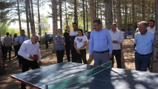 AK Parti'den 'Kuruluşumuzdan Günümüze Teşkilat Buluşması' Programı Düzenlendi