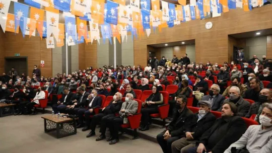 AK Parti'den Melikgazi'nin 2021 yılı hizmetlerine büyük alkış