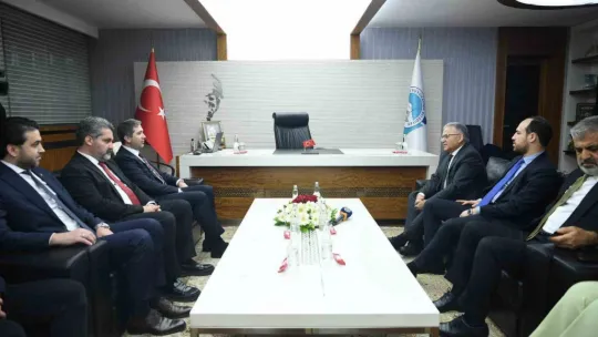 AK Parti Genel Başkan Yardımcısı Sırakaya'dan Büyükkılıç'a ziyaret