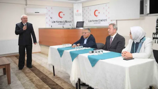 Akar ve Büyükkılıç'tan AK Parti Teşkilatı ile Tanışma toplantısı