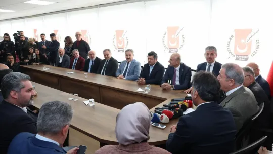 Akar ve Büyükkılıç'tan gazetecilere '10 Ocak' ziyareti