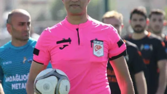 Alim Kandemir faal futbol hakemliğini bıraktı