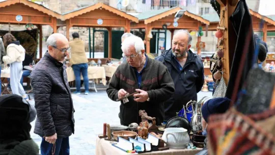 Antika Pazarı tutkuya dönüştü