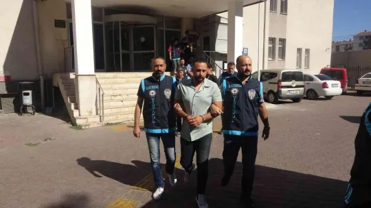 Araç kiralayanlara boş senet imzalattılar, 'arıza var' deyip 17 kişiyi mağdur ettiler
