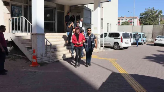 Aranan şahıslara eş zamanlı operasyon: 6 gözaltı