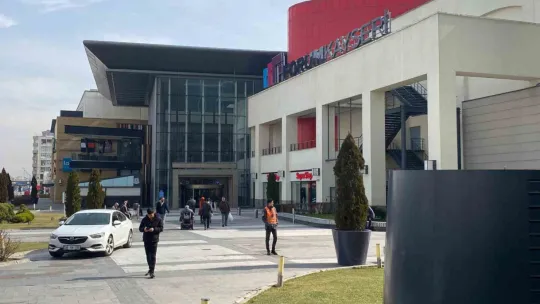 AVM sapığı serbest bırakıldı