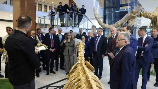 Avrupalı Büyükelçiler, 7.5 milyon yıllık fosillere hayran kaldı