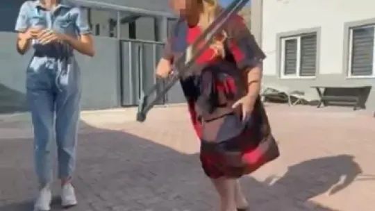 Avukata koltuk değneği ile saldıran iş yeri sahibi serbest bırakıldı