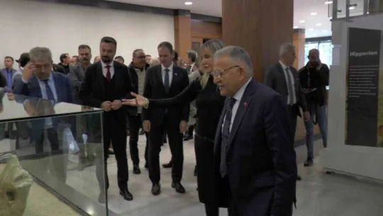 Ayaklanan 7,5 milyon yıllık tarih sergilenmeye başlandı