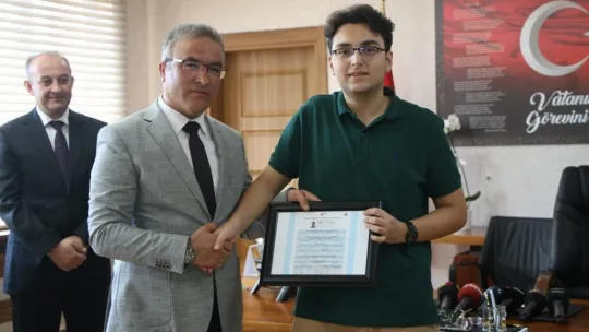 Ayhan Teltik: 'Kayseri, bundan sonra eğitimde konuşulan bir şehir olacak'