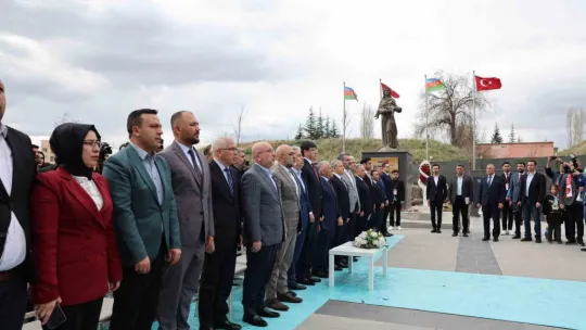 Azerbaycanlı Bakan Muradov: 'Karabağ'daki tarihi zaferi Türk kardeşlerimizle birlikte aldık'