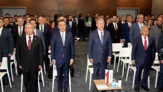 Bakan Akar: 'Faaliyetleri başarıyla devam ettirebilmek için her alanda güçlü olmaktan başka çare yok'