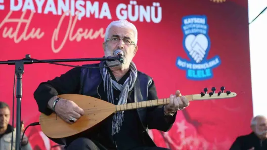 Bakan Akar: 'Hiçbir işçinin hakkını yedirmedik yedirmeyeceğiz'