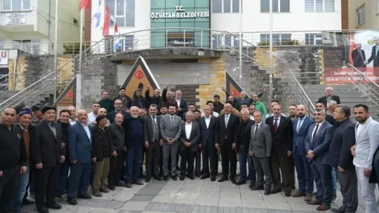 Bakan Akar: 'Terörist kampları yerle bir ediliyor'