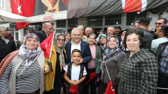 Bakan Akar, Seyir Terası'nda Bünyan'ı izledi